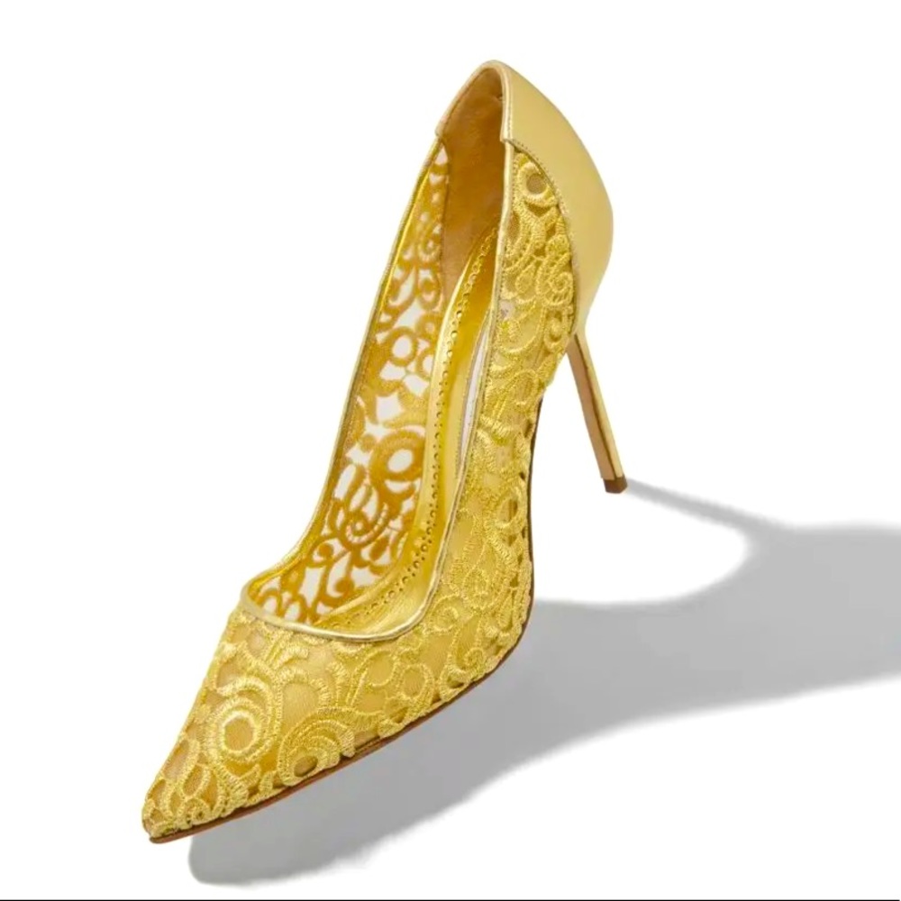 Gold Lace Macramé Pointed Toe Pumps 38
